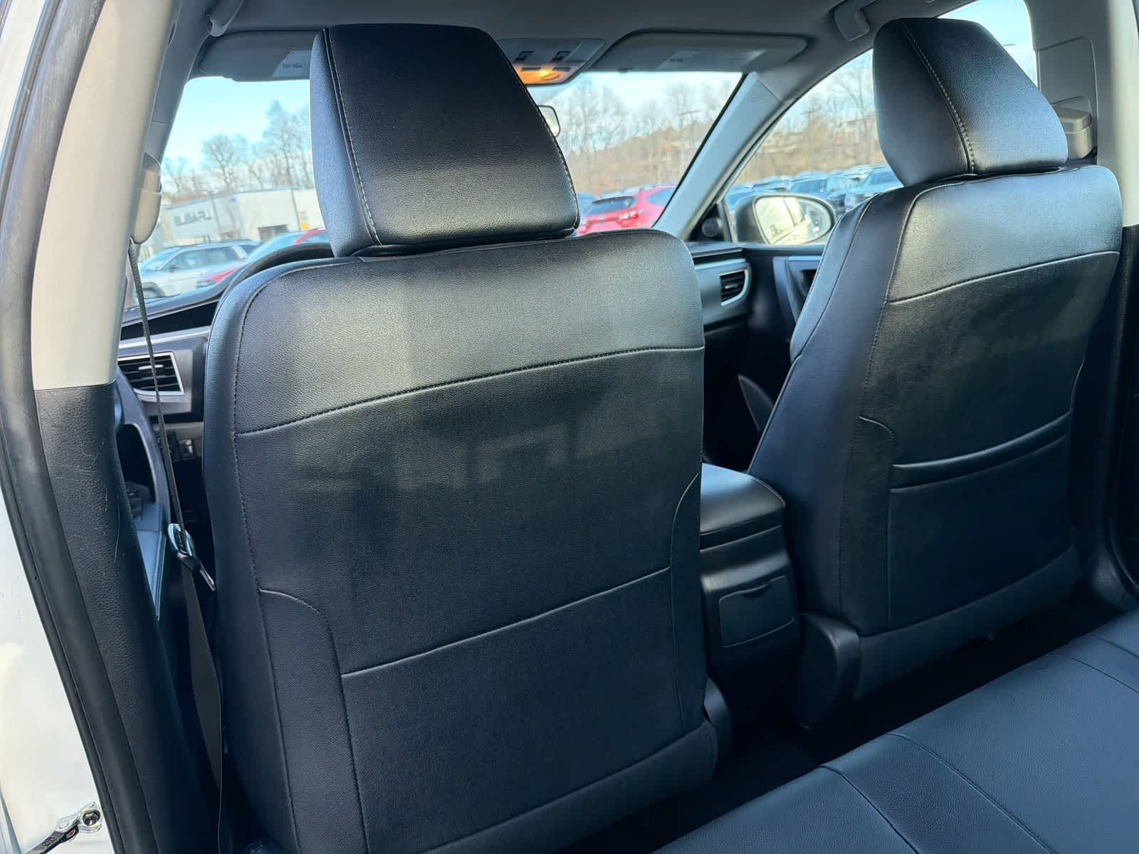 Thumbnail: 2015 Toyota Corolla - 19