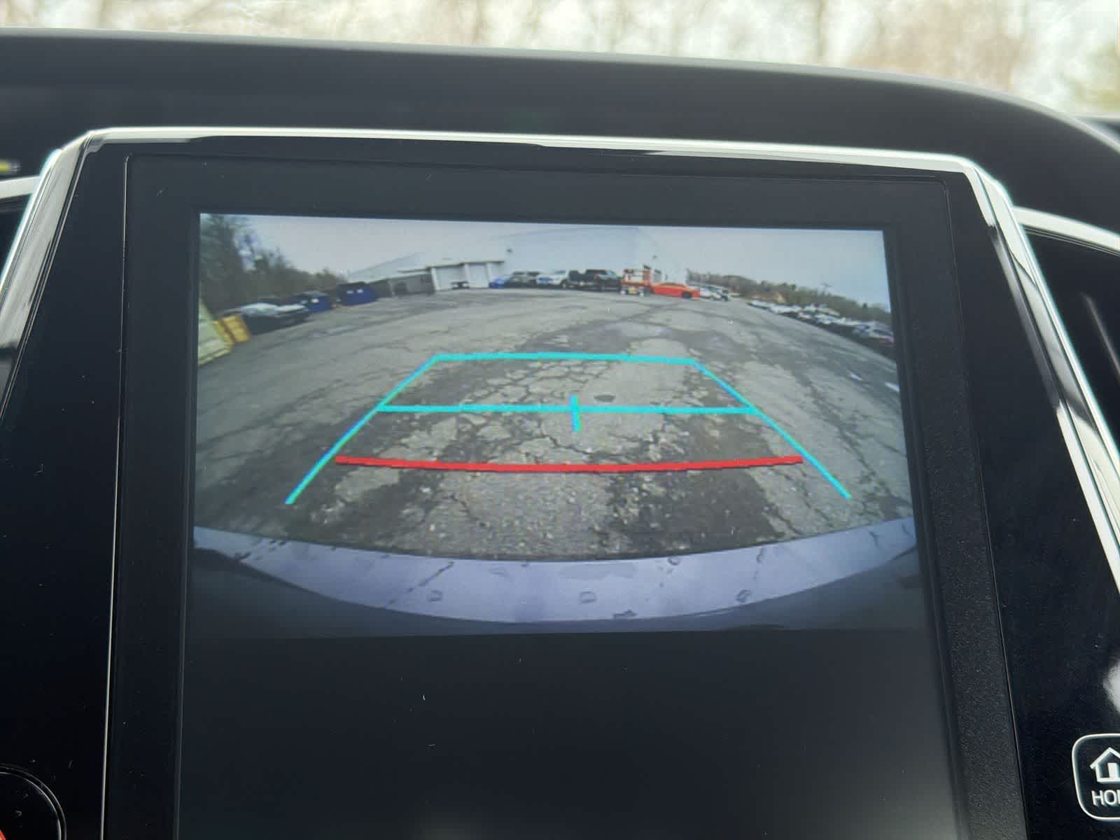 Thumbnail: 2022 Toyota Prius Prime - 30