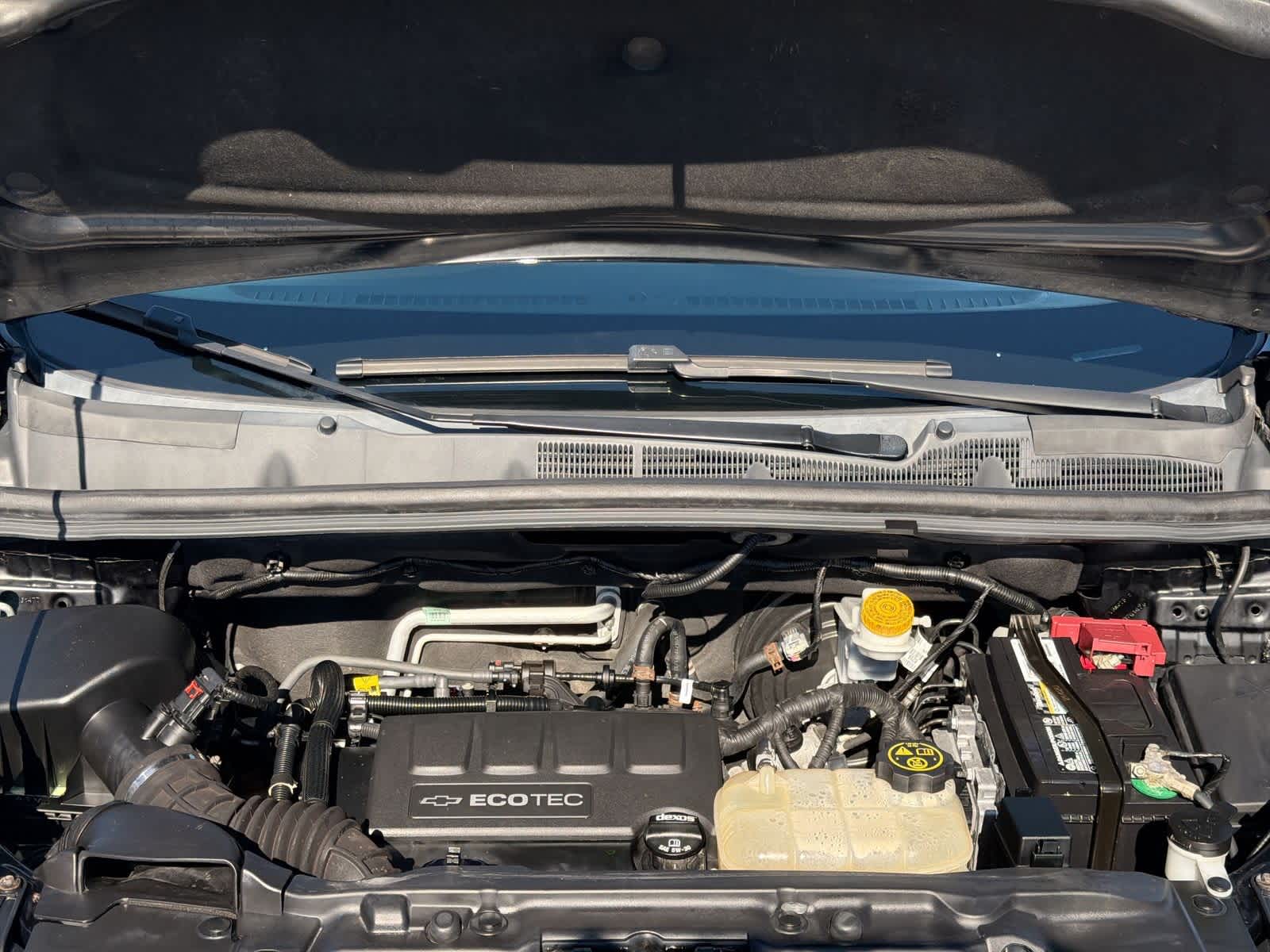 Thumbnail: 2017 Chevrolet Trax - 15