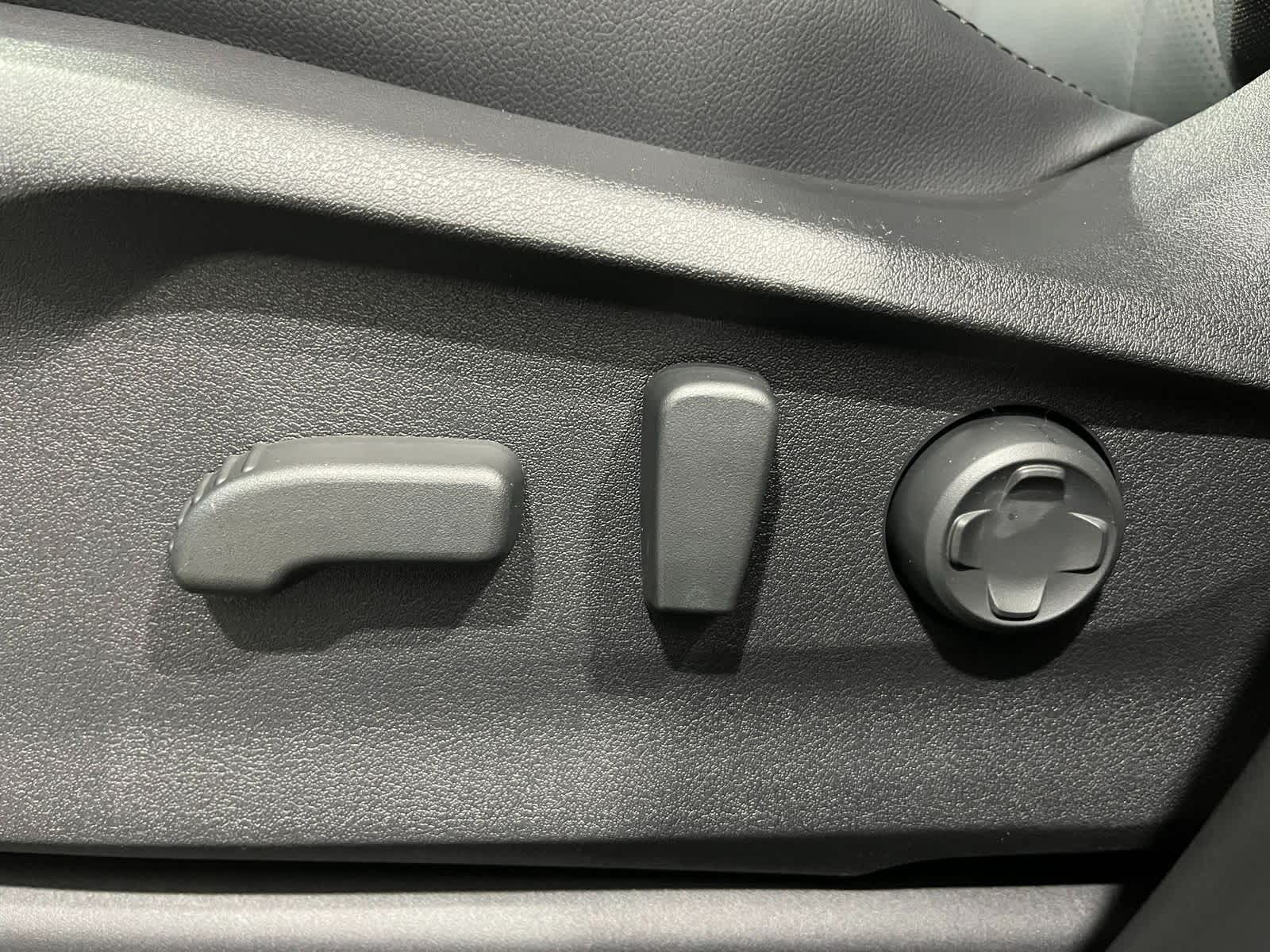 Thumbnail: 2025 Subaru Ascent - 13