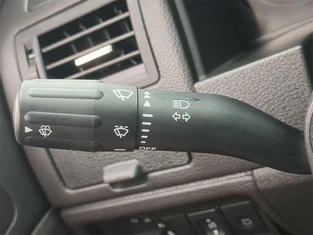 2012 Ford Fusion SE 26