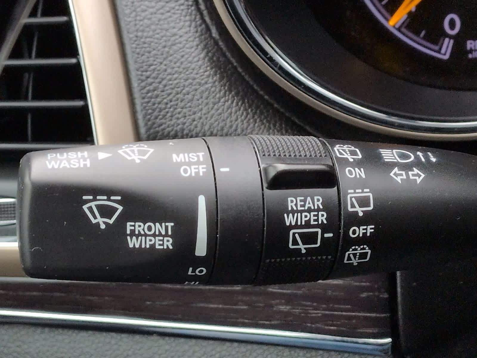 Thumbnail: 2016 Jeep Grand Cherokee - 29