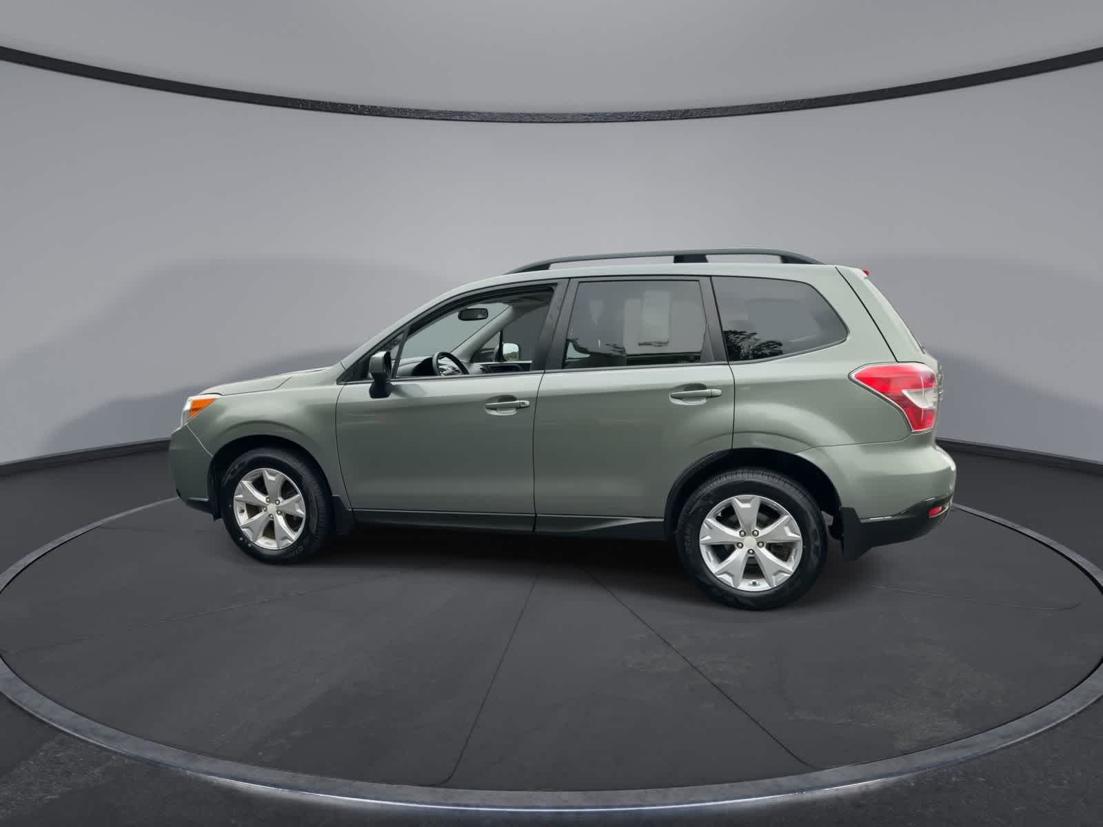Thumbnail: 2015 Subaru Forester - 4
