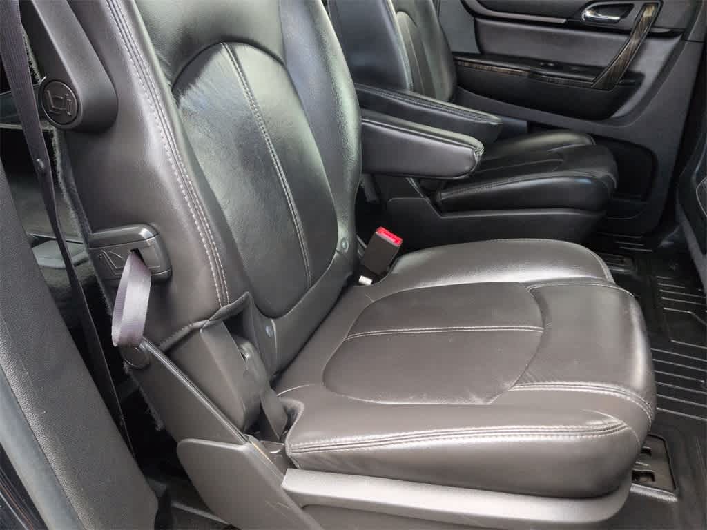 Thumbnail: 2014 GMC Acadia - 22