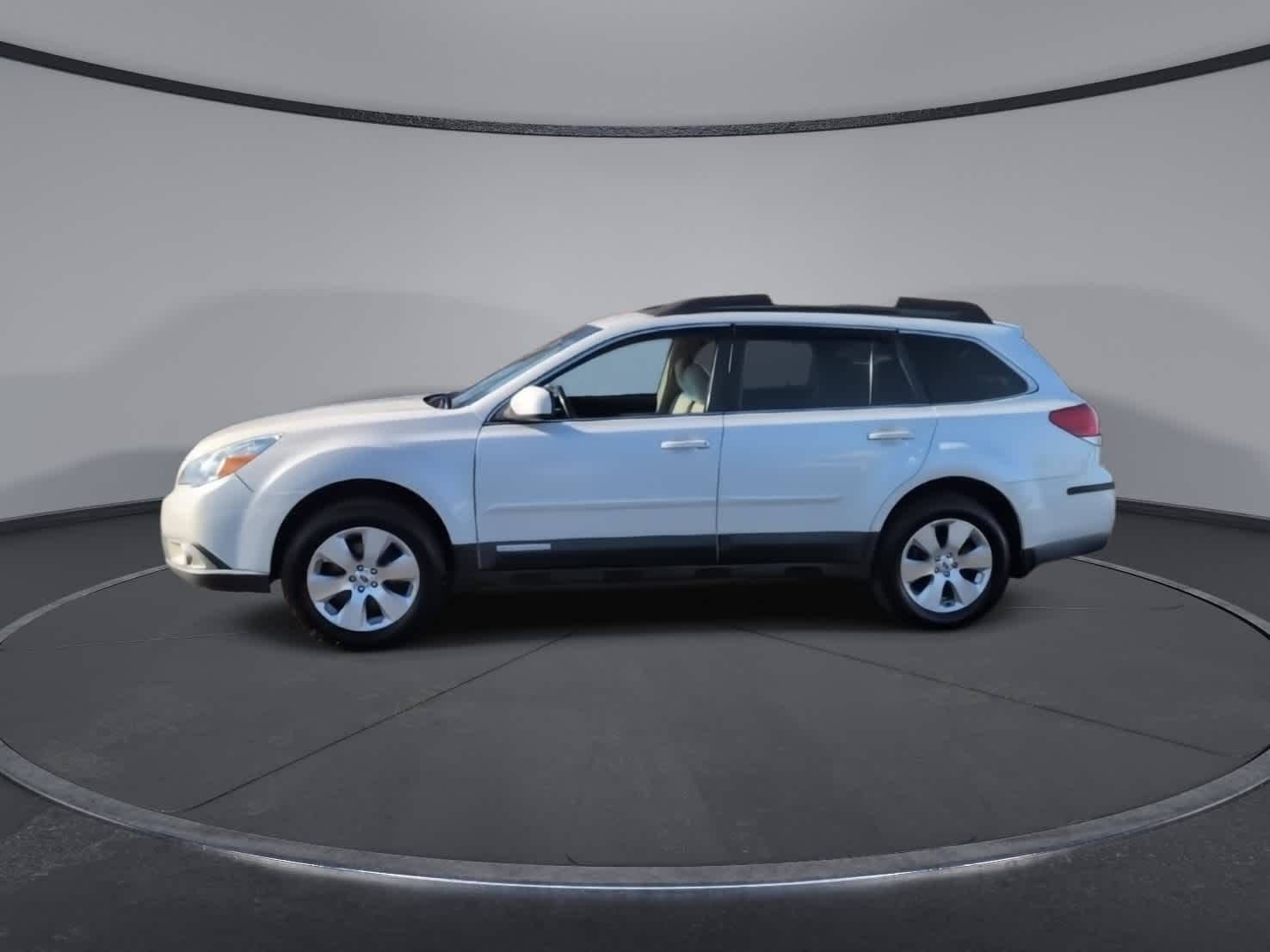 Thumbnail: 2012 Subaru Outback - 4