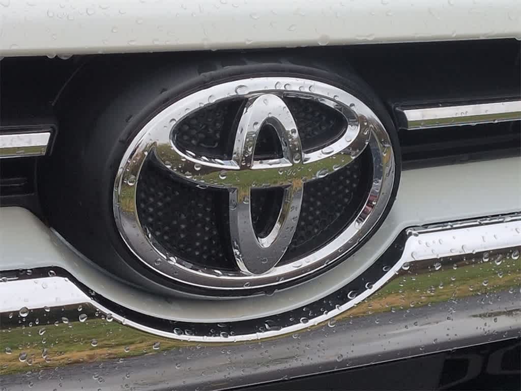 Thumbnail: 2022 Toyota 4Runner - 12