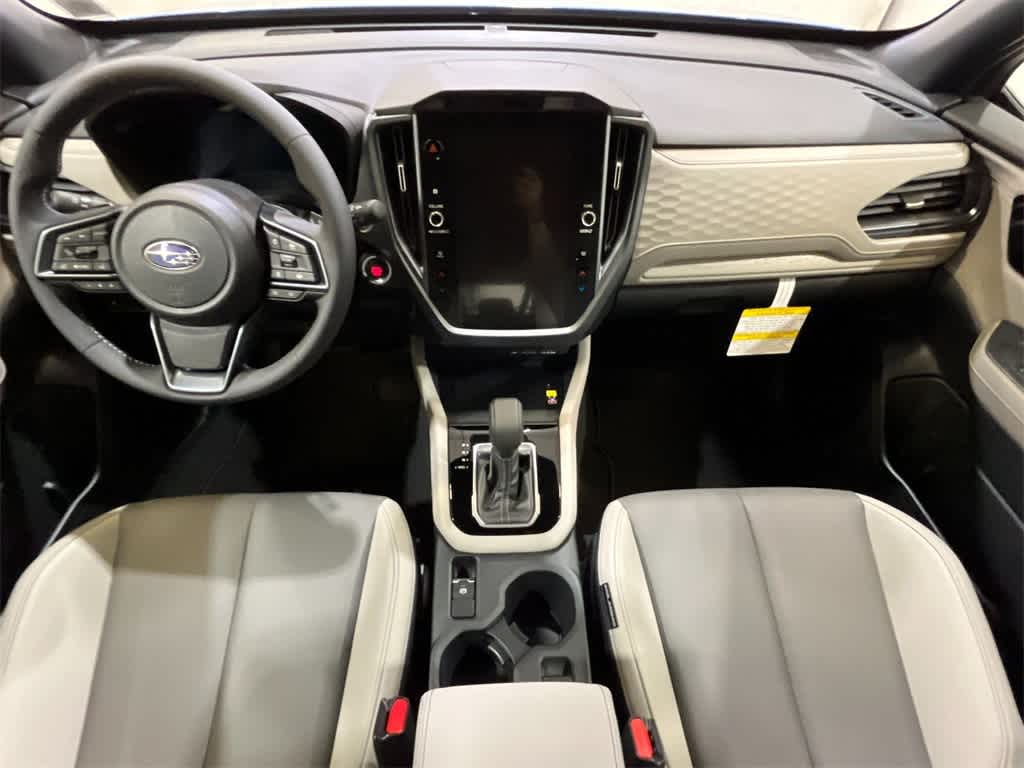 2025 Subaru Forester Limited 25