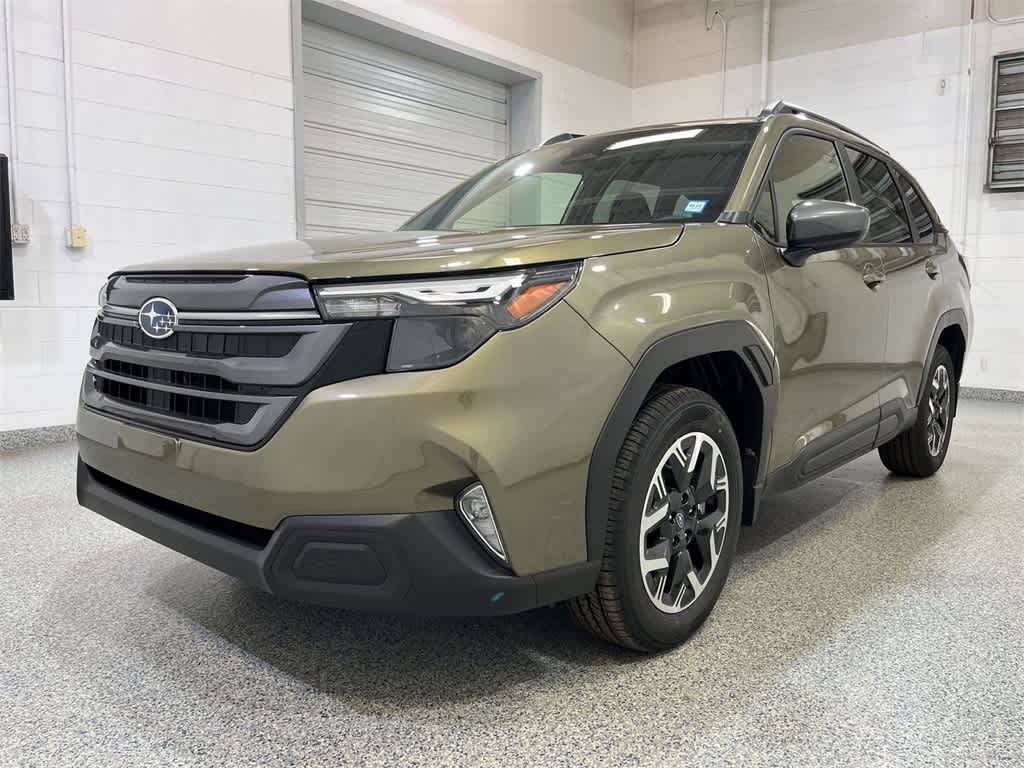 2025 Subaru Forester Premium -
                Troy, NY