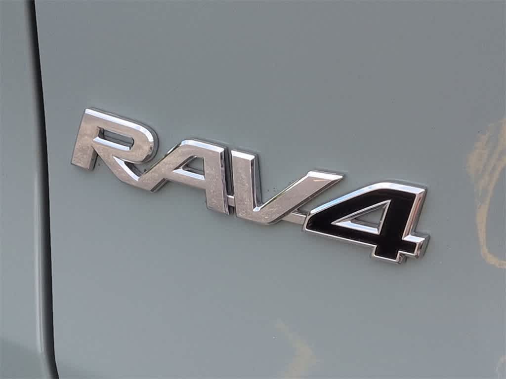 Thumbnail: 2023 Toyota RAV4 - 13