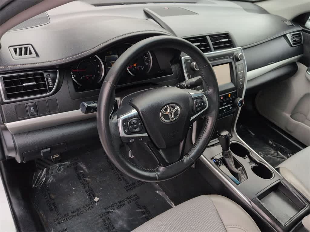 Thumbnail: 2017 Toyota Camry - 10