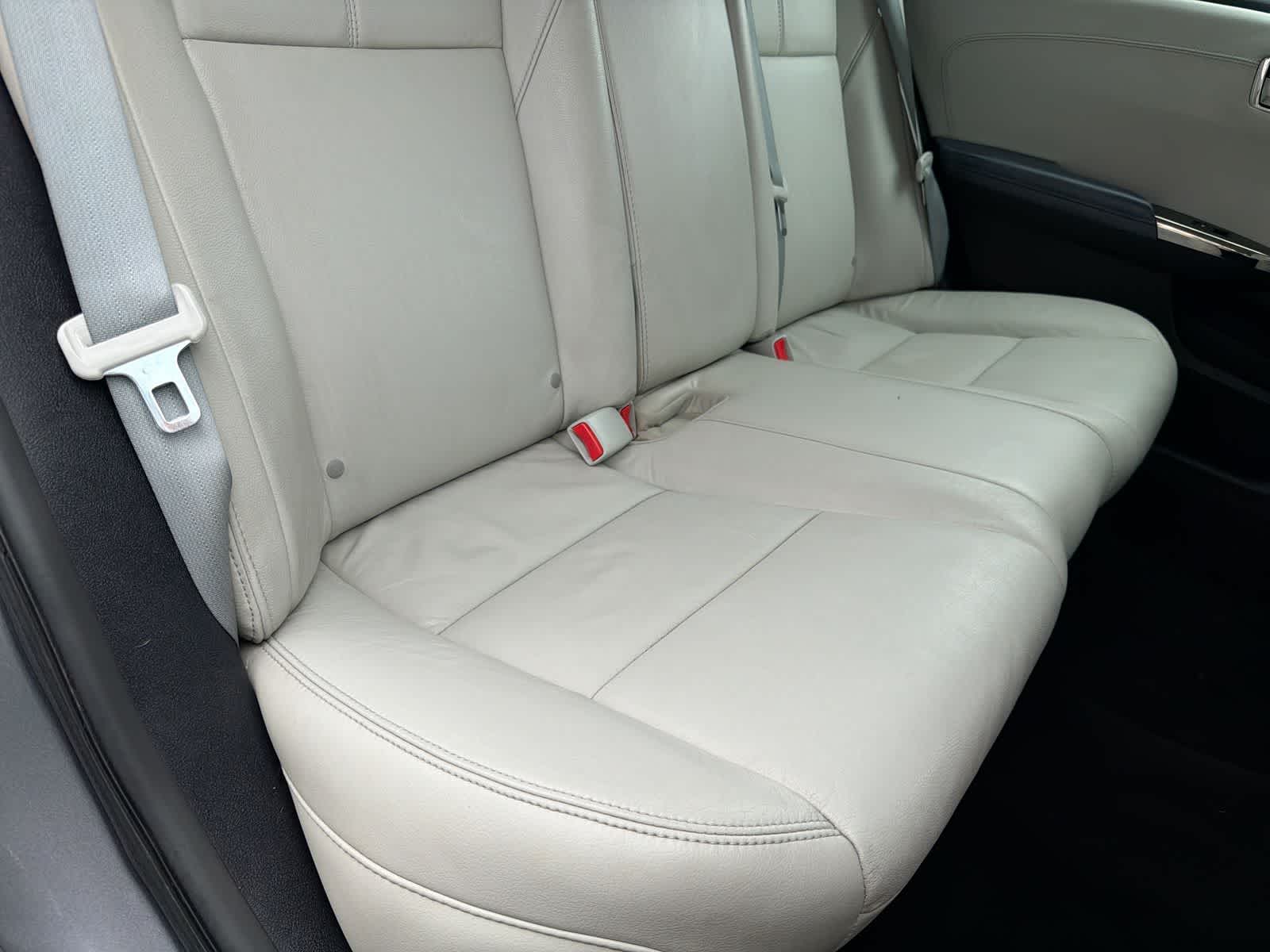 Thumbnail: 2014 Toyota Avalon - 22