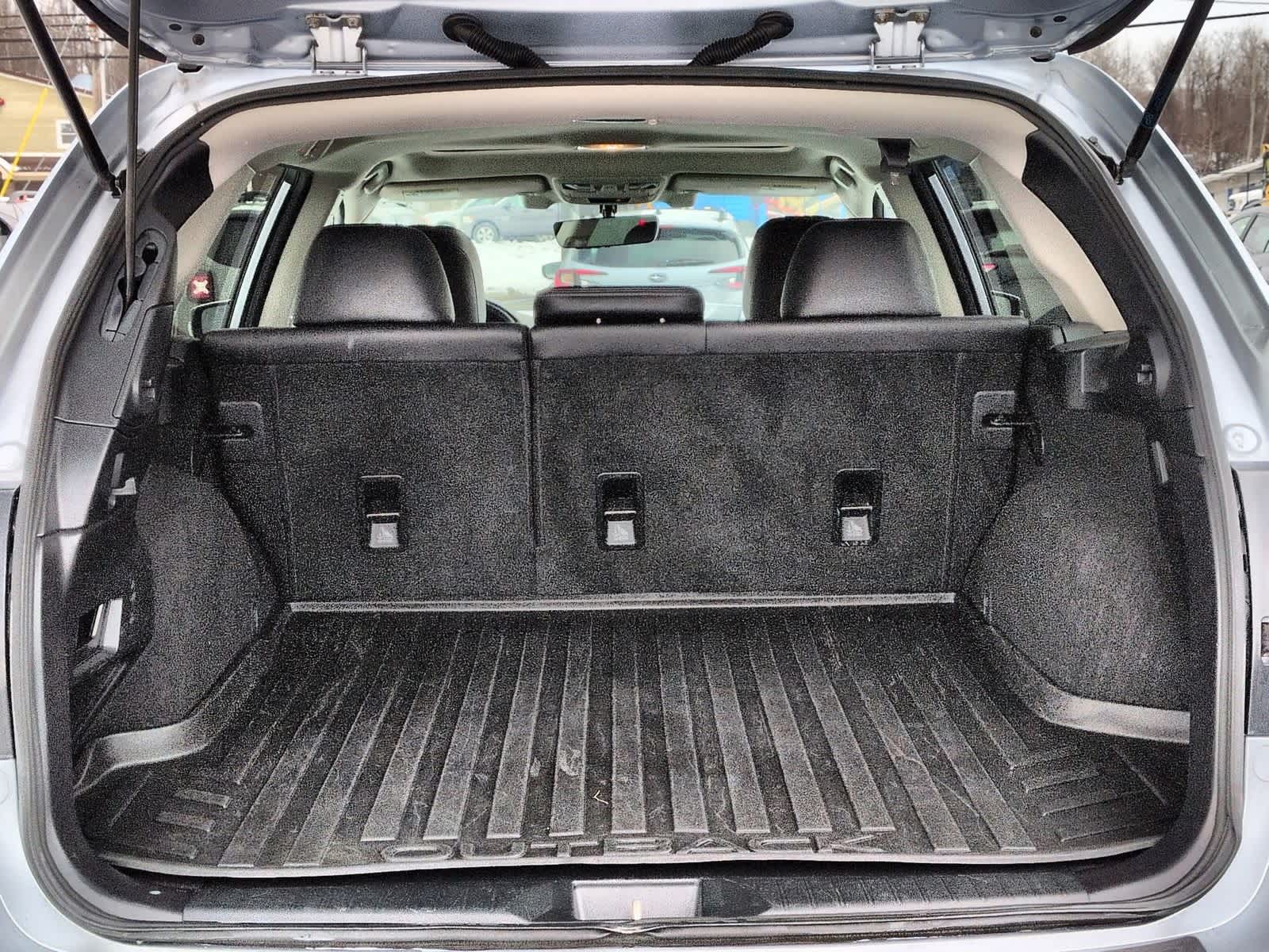 Thumbnail: 2017 Subaru Outback - 37