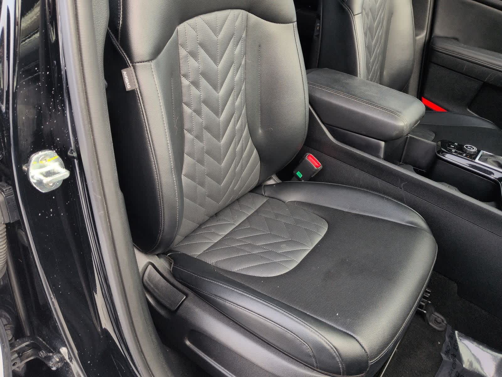 Thumbnail: 2023 Kia Sportage - 22