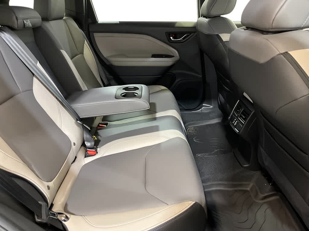 Thumbnail: 2025 Subaru Forester - 27