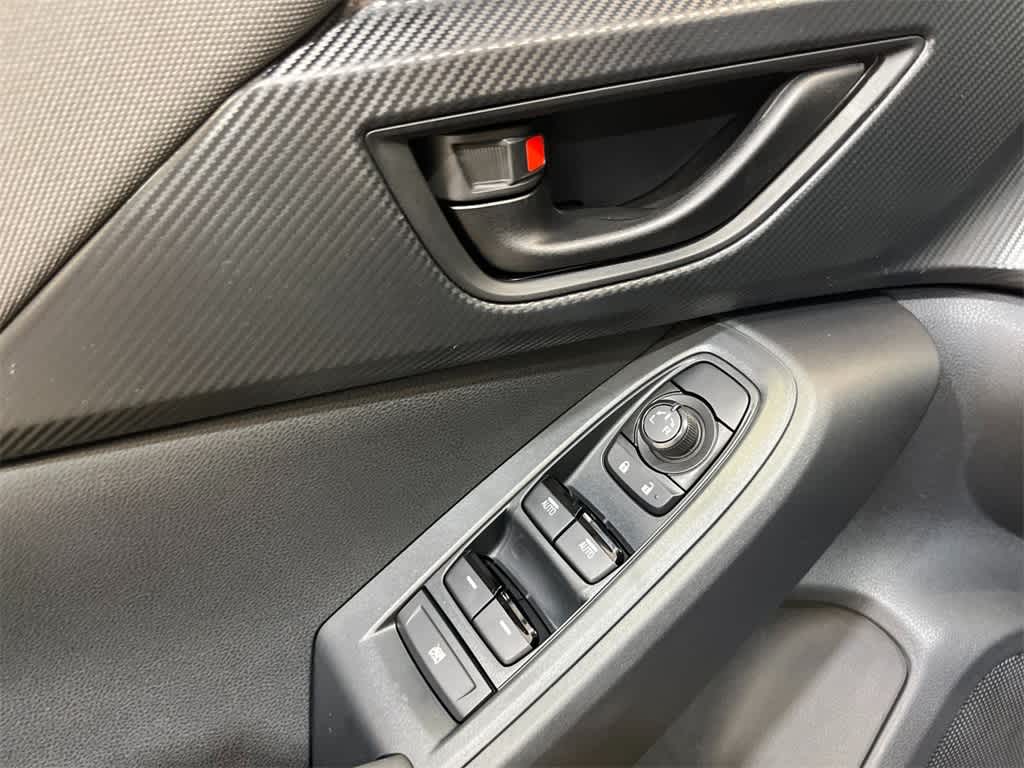 2025 Subaru Crosstrek Premium 13