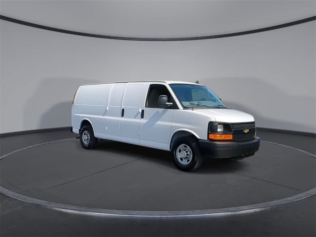 Thumbnail: 2016 Chevrolet Express - 2