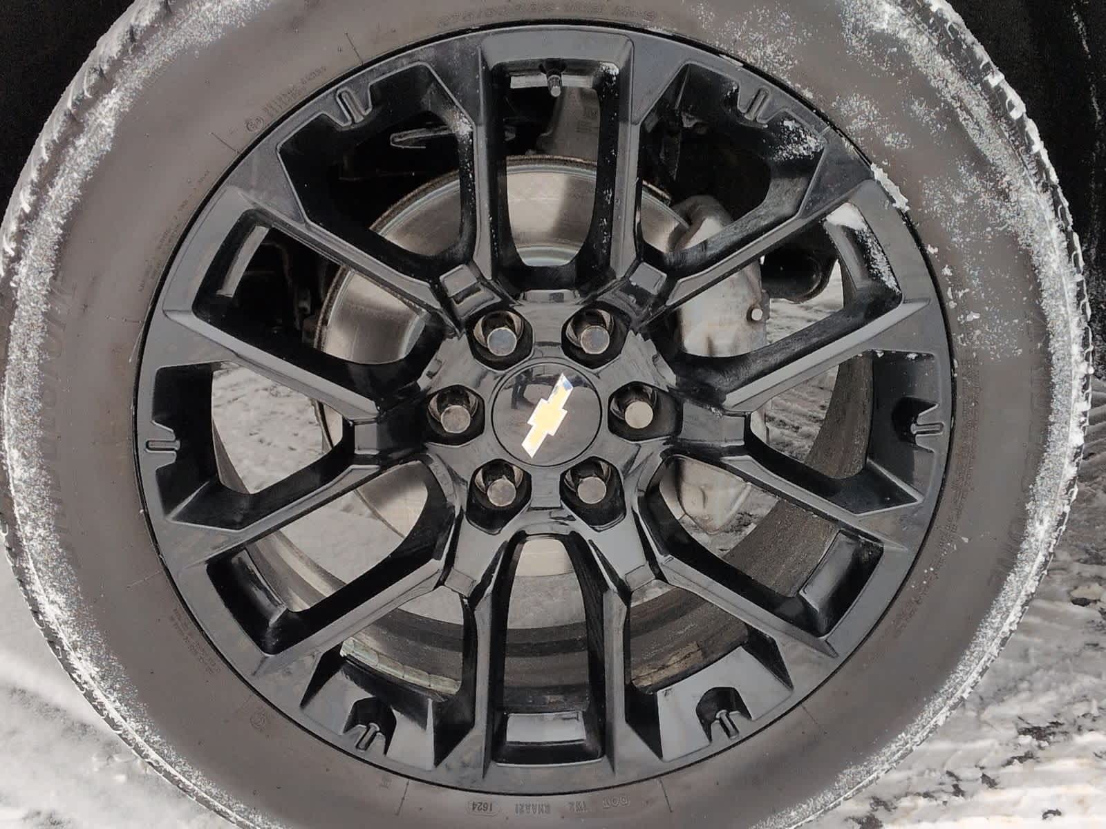 Thumbnail: 2022 Chevrolet Suburban - 14