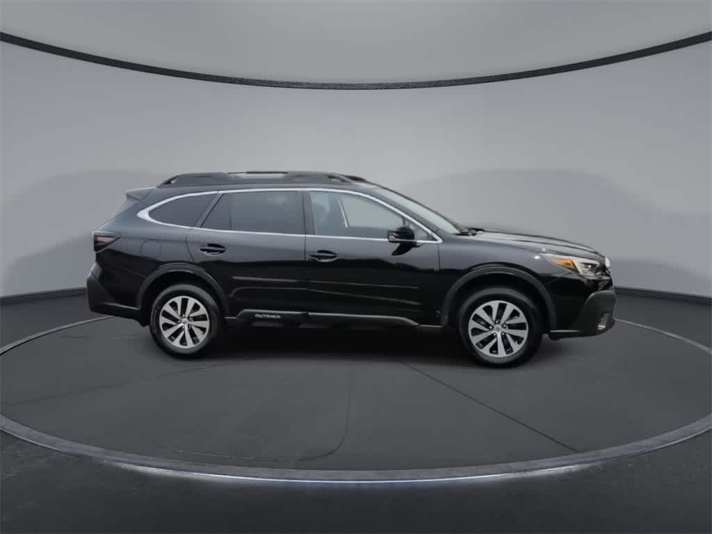 Thumbnail: 2022 Subaru Outback - 9