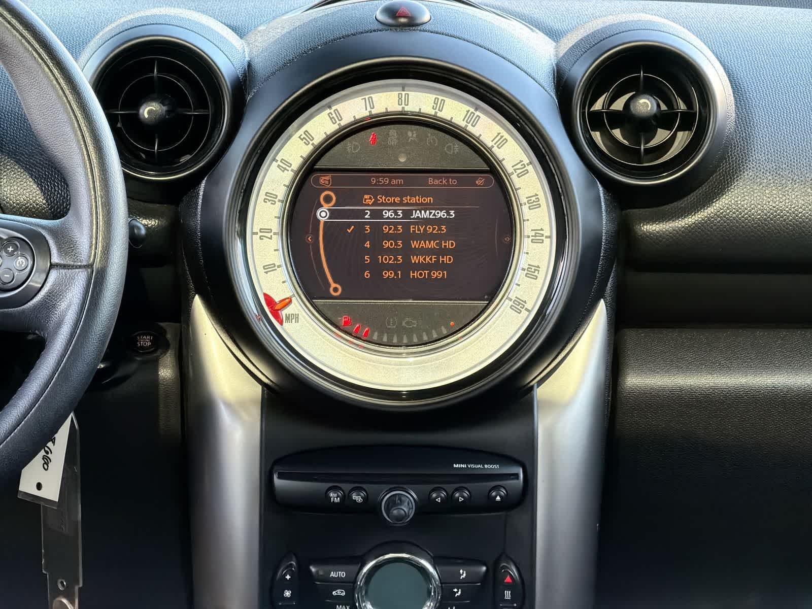 Thumbnail: 2014 MINI Cooper Countryman - 29