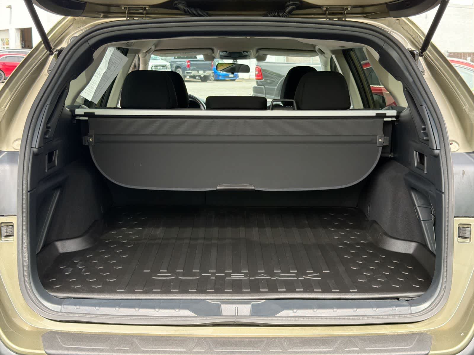 Thumbnail: 2022 Subaru Outback - 34