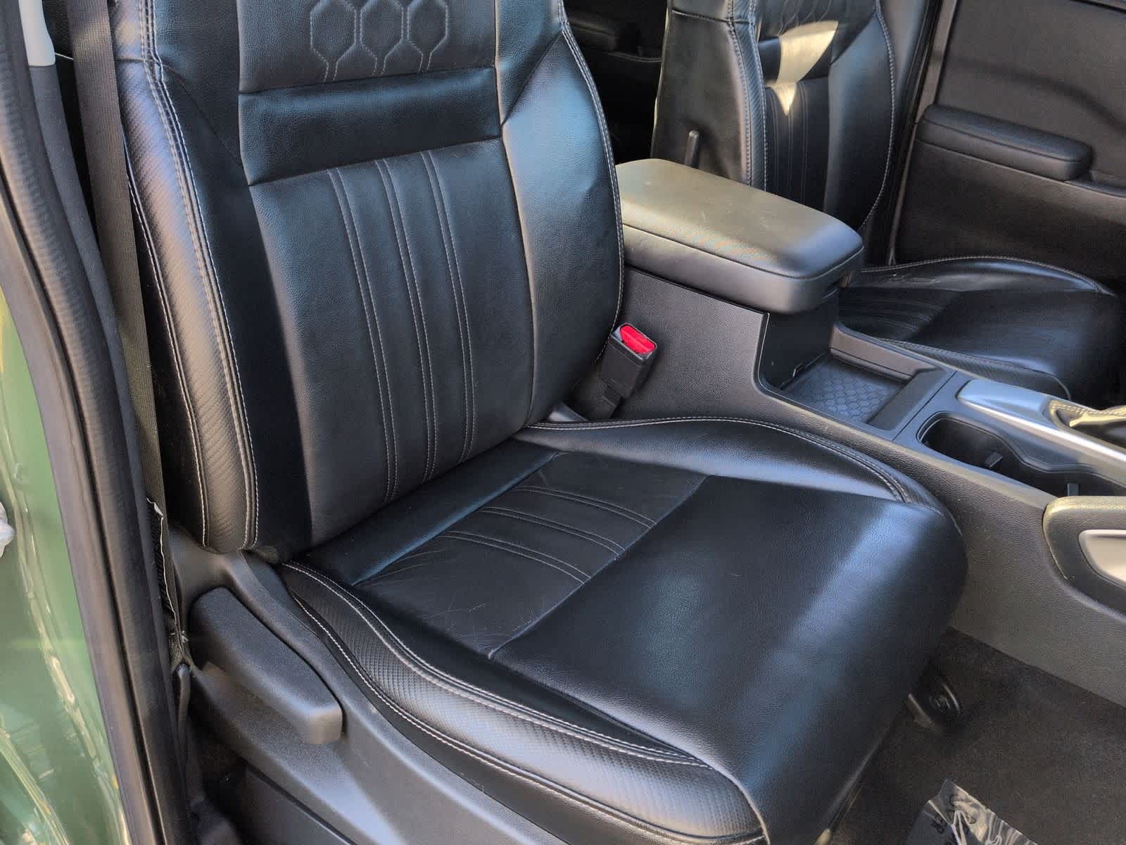 Thumbnail: 2022 Nissan Frontier - 24