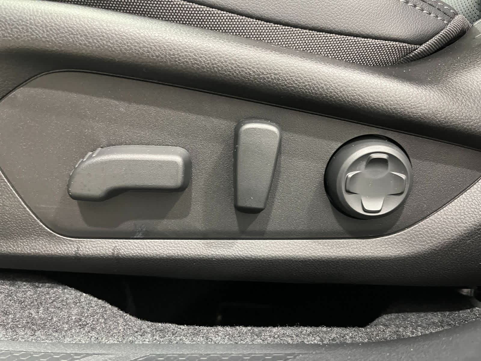 Thumbnail: 2026 Subaru Outback - 12