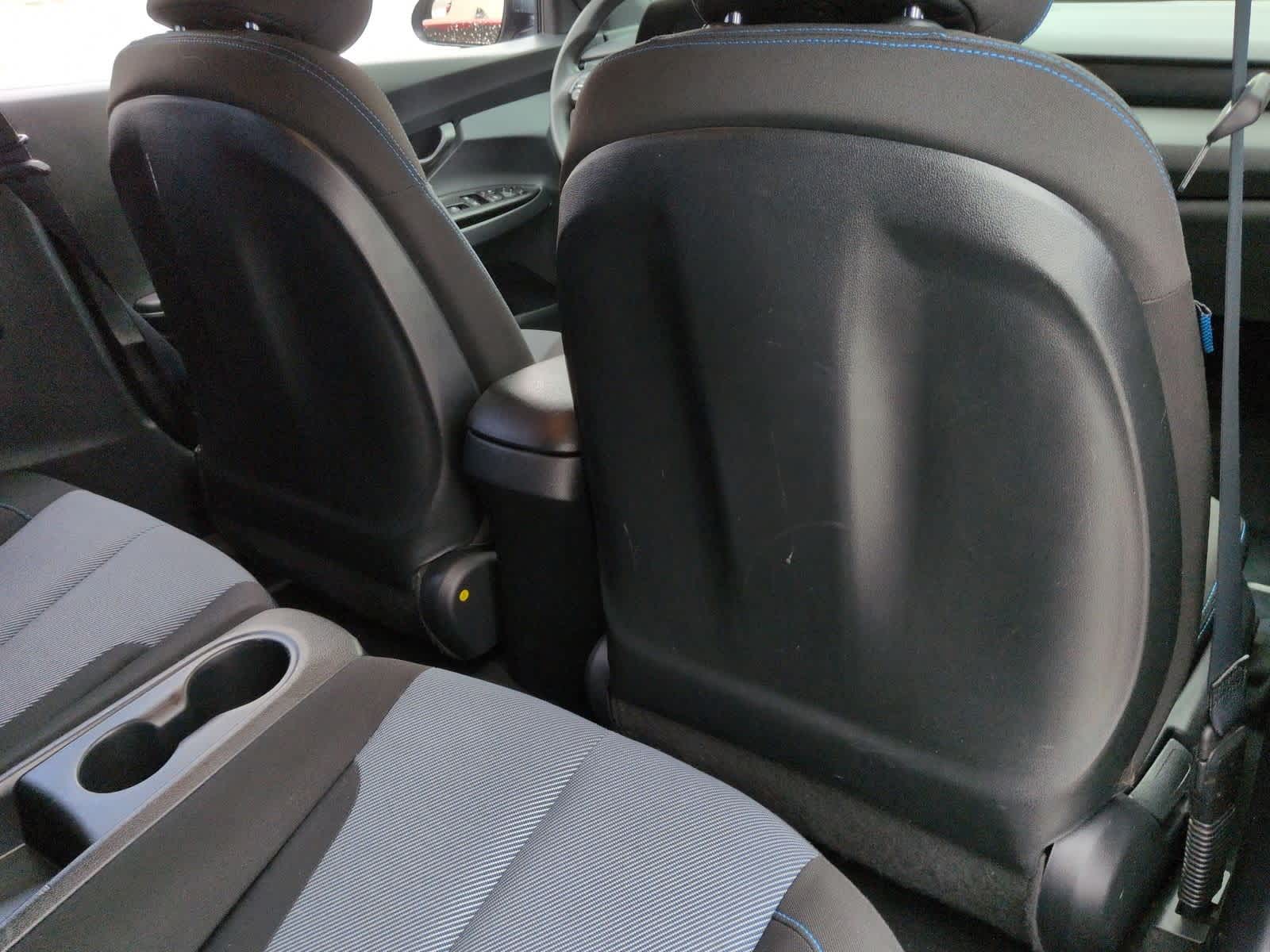 Thumbnail: 2019 Hyundai Veloster - 19