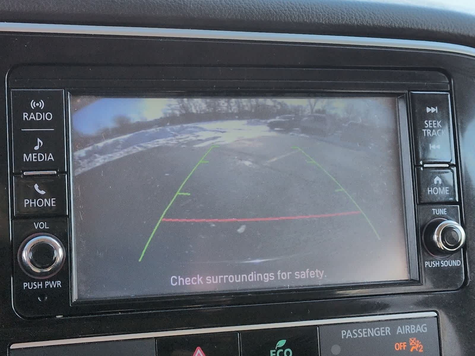 Thumbnail: 2019 Mitsubishi Outlander - 29