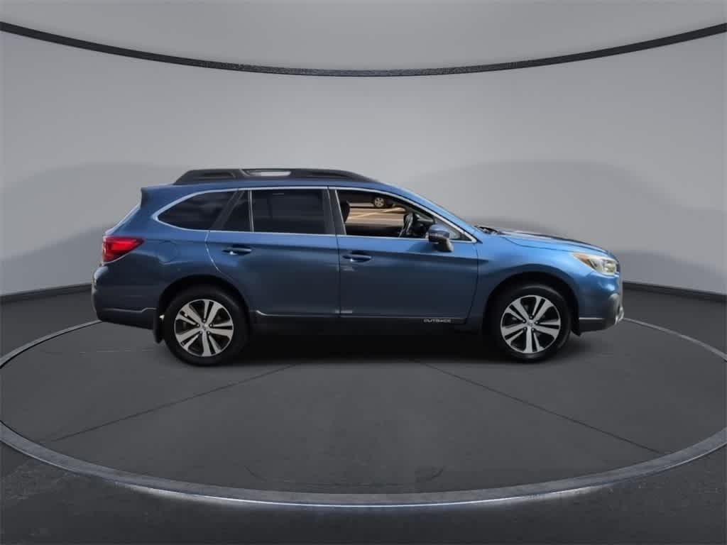 Thumbnail: 2019 Subaru Outback - 9