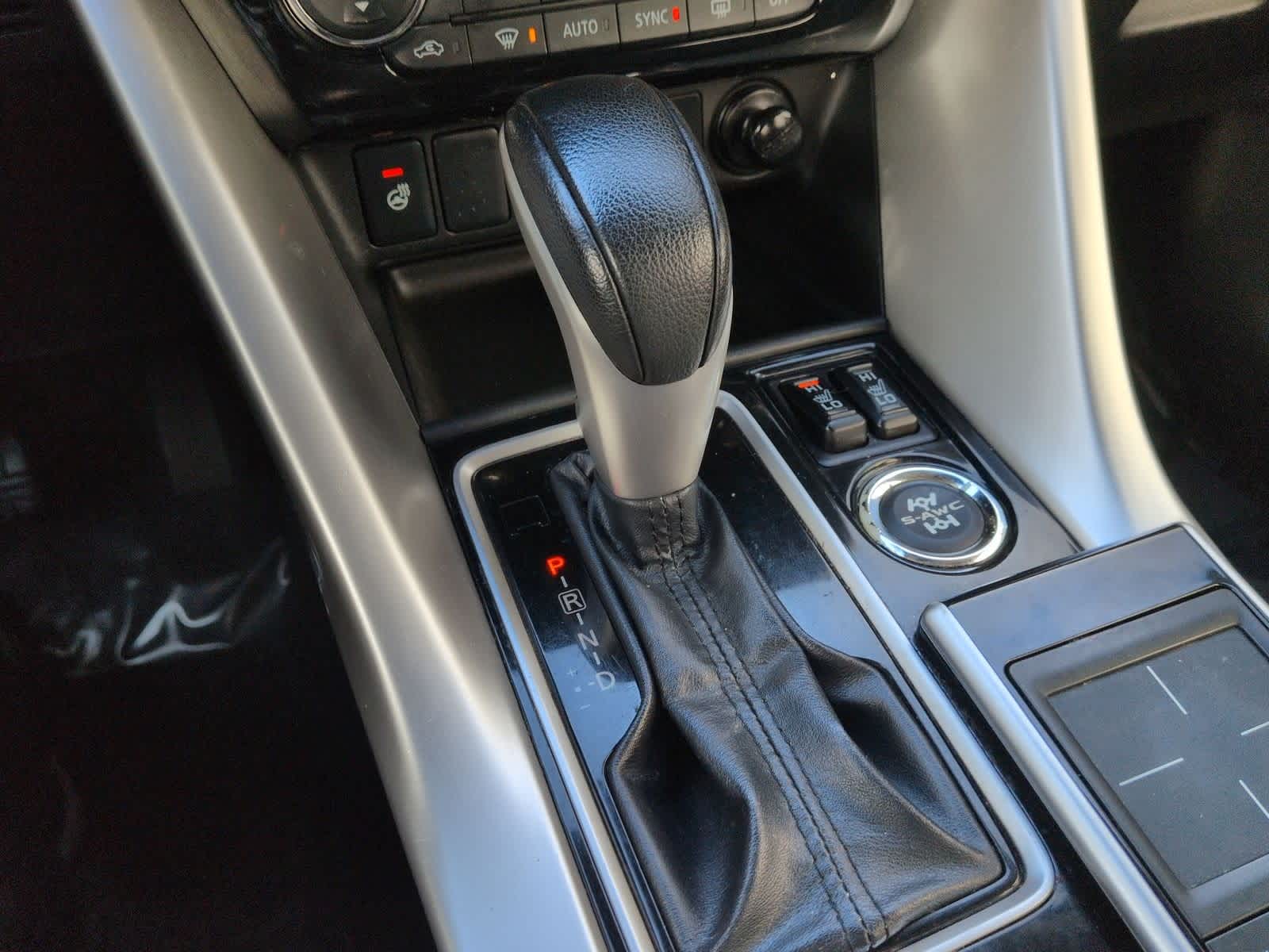 Thumbnail: 2019 Mitsubishi Eclipse Cross - 34