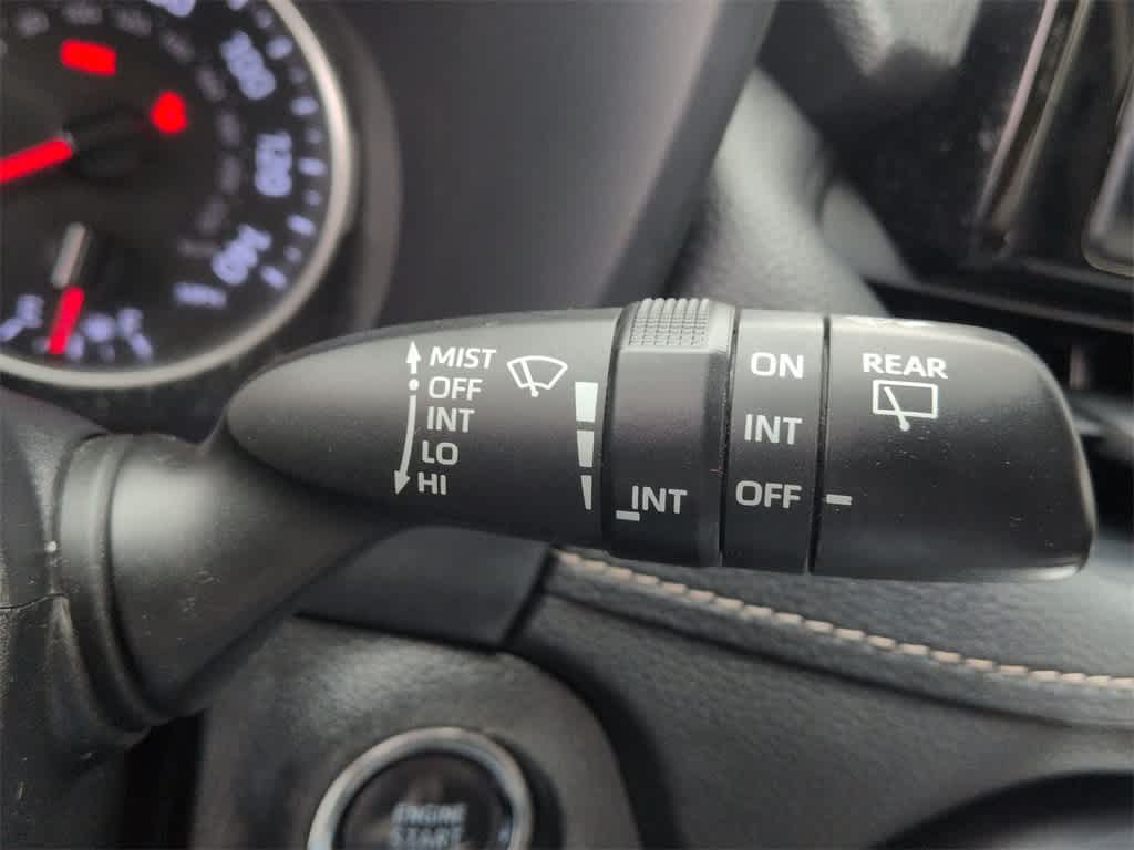 Thumbnail: 2019 Toyota RAV4 - 28