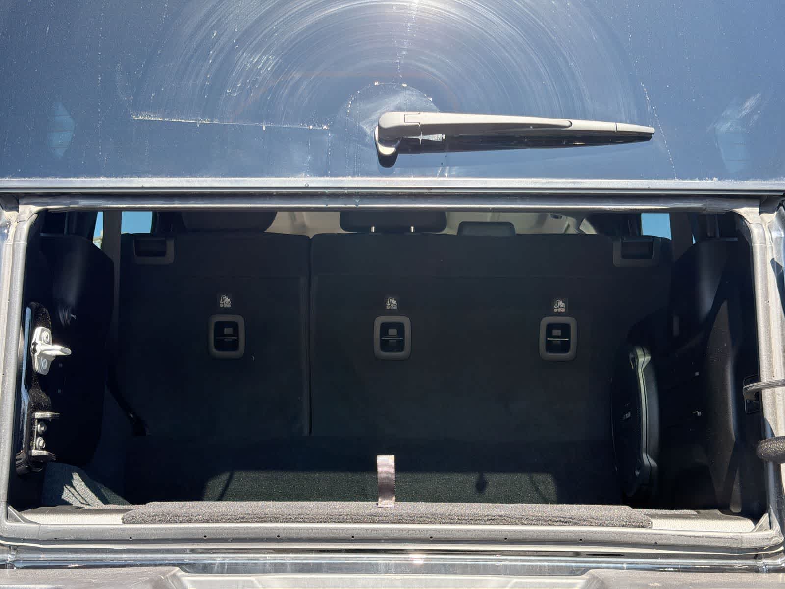 Thumbnail: 2022 Jeep Wrangler - 36