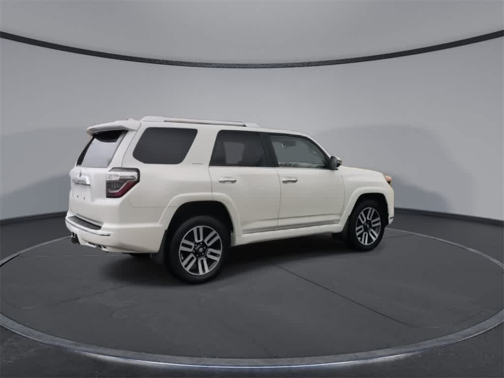 Thumbnail: 2022 Toyota 4Runner - 8