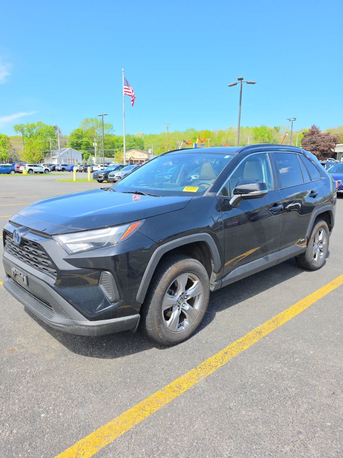 Thumbnail: 2022 Toyota RAV4 - 1