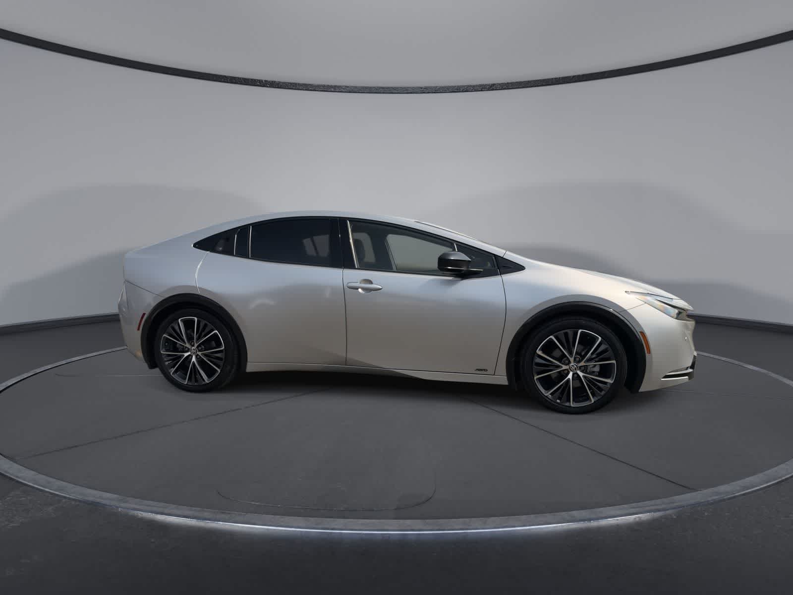 Thumbnail: 2025 Toyota Prius - 9