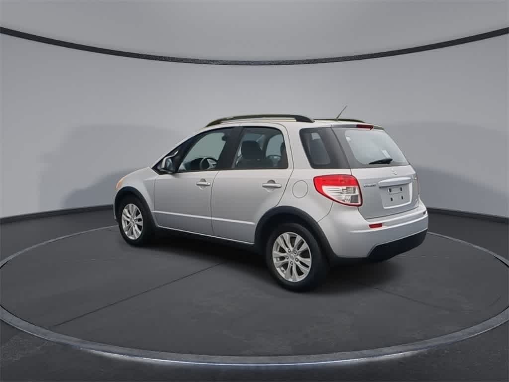 Thumbnail: 2013 Suzuki SX4 - 6