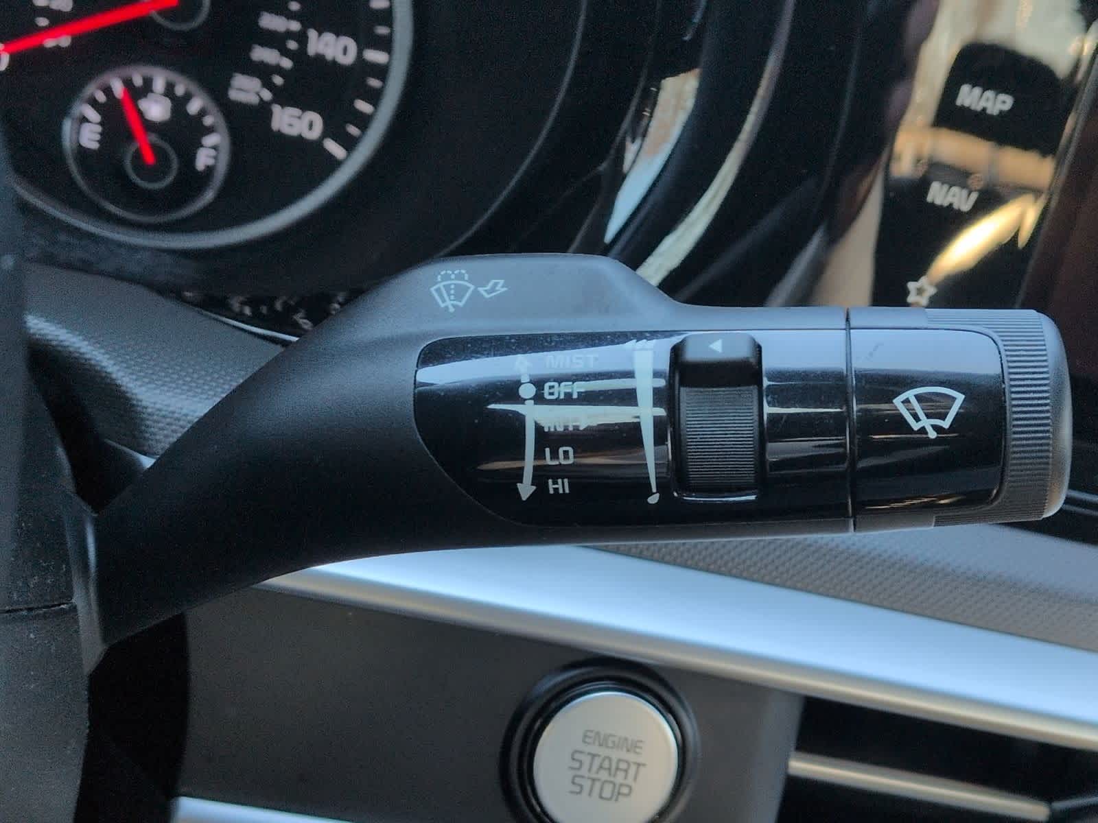 Thumbnail: 2022 Kia K5 - 28