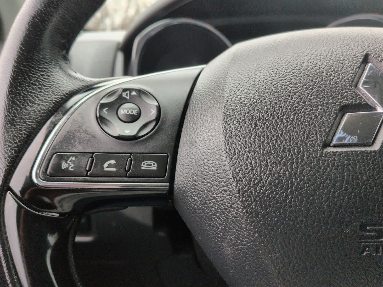 Thumbnail: 2020 Mitsubishi Outlander Sport - 24