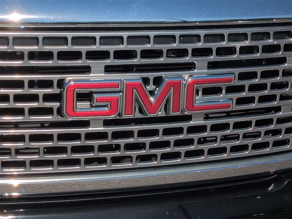 Thumbnail: 2018 GMC Canyon - 12