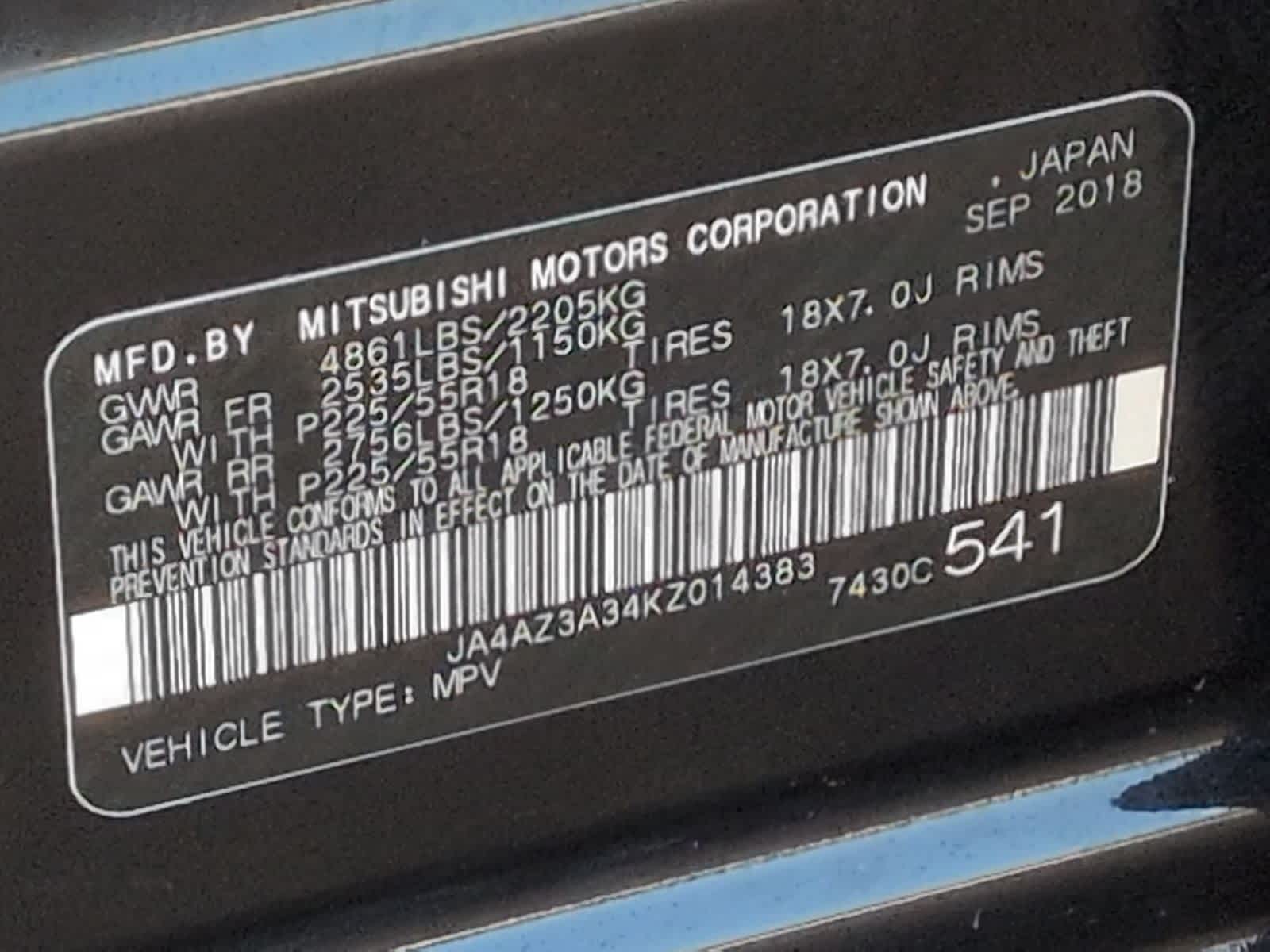 Thumbnail: 2019 Mitsubishi Outlander - 36