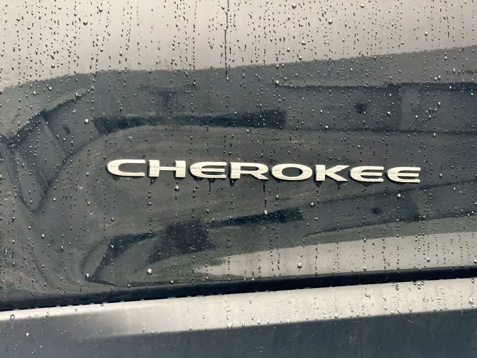 Thumbnail: 2021 Jeep Cherokee - 13