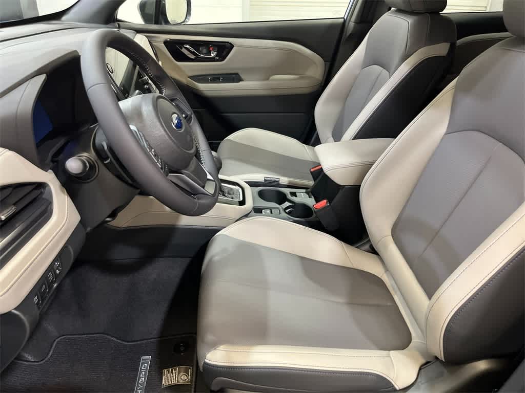 2025 Subaru Forester Limited 15
