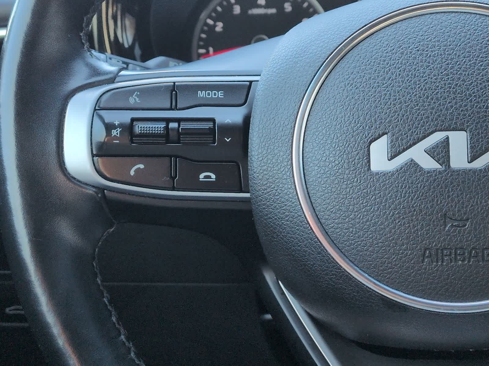 Thumbnail: 2022 Kia K5 - 26