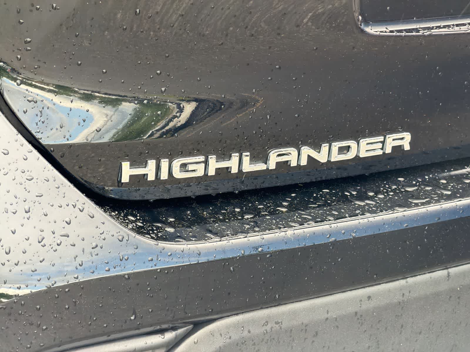 Thumbnail: 2021 Toyota Highlander - 12