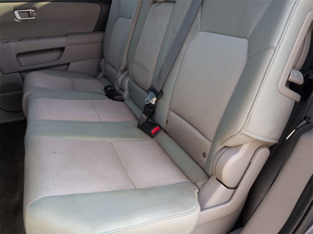 Thumbnail: 2015 Honda Pilot - 21
