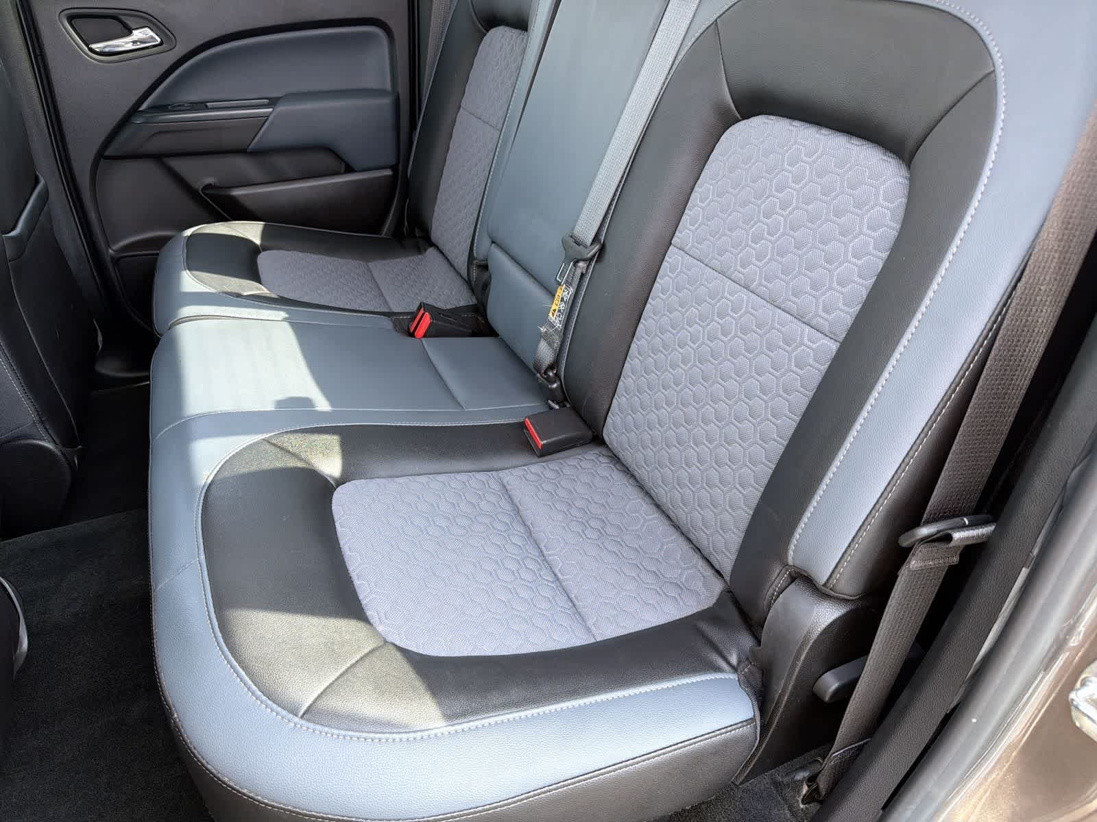 Thumbnail: 2016 Chevrolet Colorado - 20