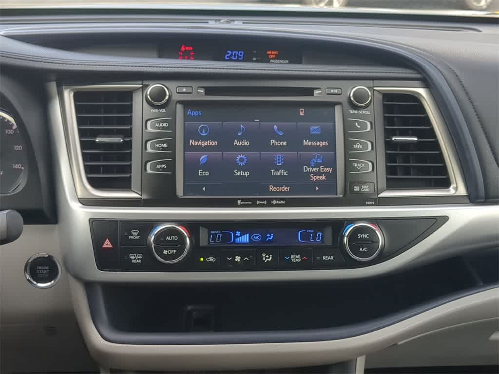Thumbnail: 2017 Toyota Highlander - 29