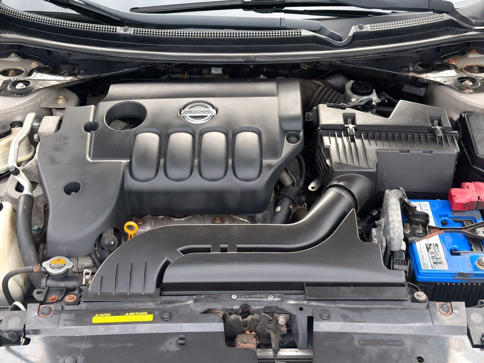 Thumbnail: 2010 Nissan Altima - 15