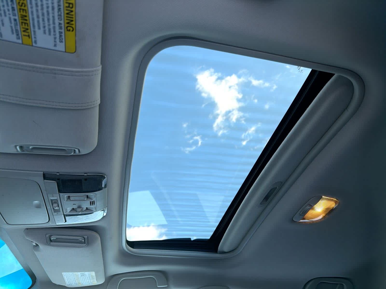 Thumbnail: 2011 Subaru Outback - 20