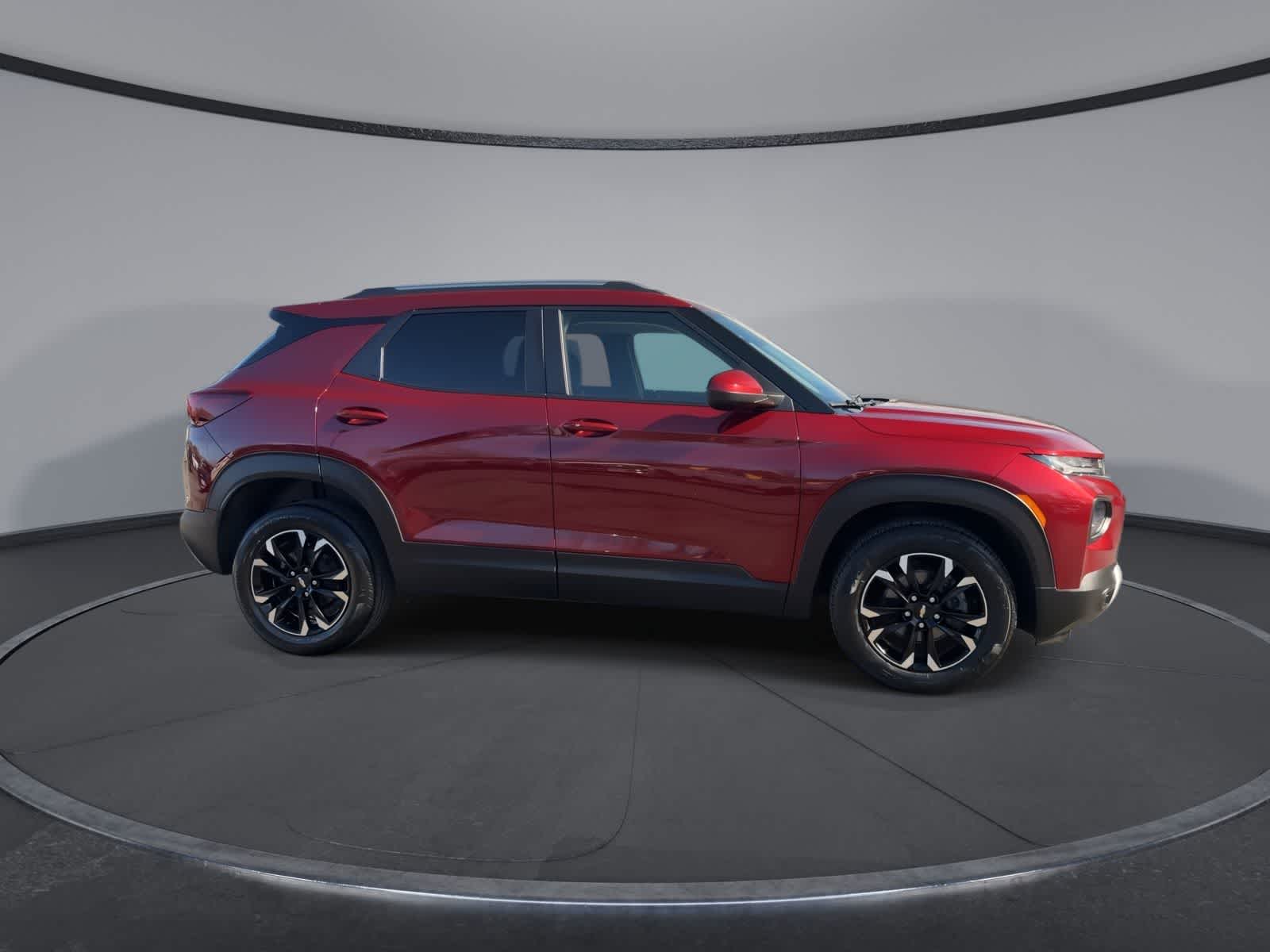 Thumbnail: 2023 Chevrolet TrailBlazer - 9